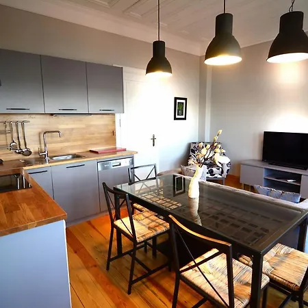 Golden Horn Apartment